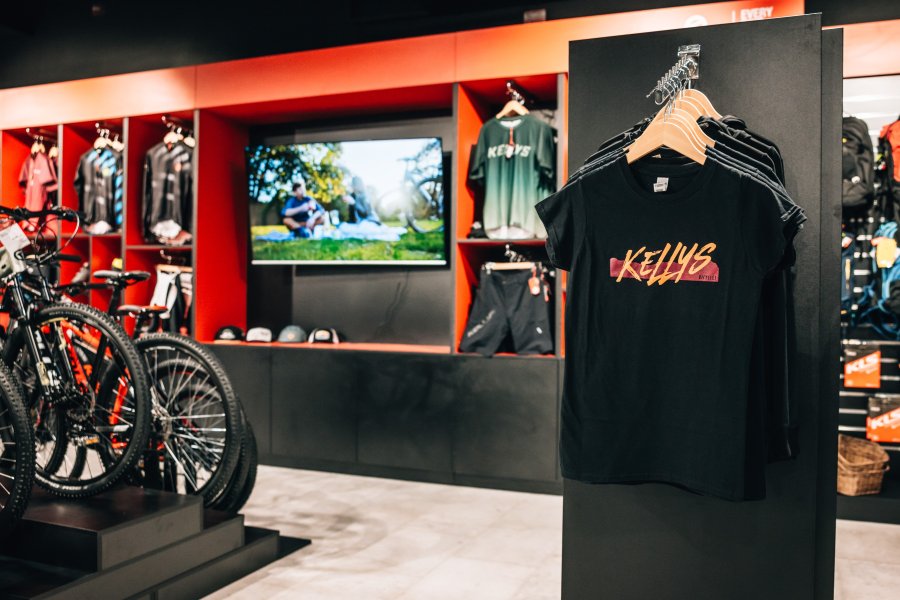 KELLYS FACTORY STORE OC ATRIUM